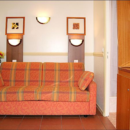 Aparthotel Pavillon Courcelles Parc Monceau Paris Zimmer foto